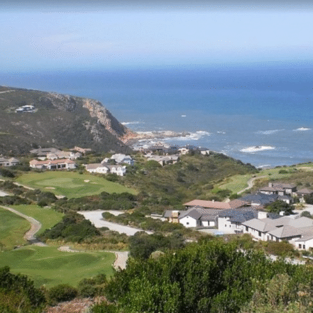 Pezula Golf Course Beautiful Pezula Golf Course (click above for video)